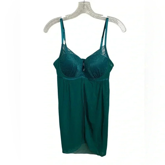 La Vie en Rose Emerald Green nightie w padded, underwire cups, adjustable straps - Picture 1 of 10